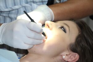 Опухла щека после удаления зуба: что делать?, Северо-Восточный Стоматологический Центр №1